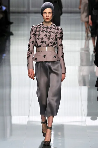 Look 6